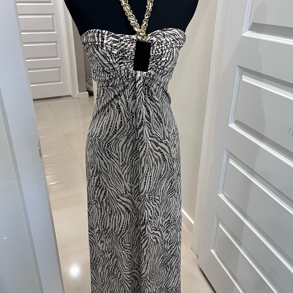 Elegant Zebra Print Strapless Dress